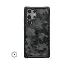 ( UAG ) Urban Armor Gear Pathfinder Magnet SE   Samsung Galaxy S24 Ultra 5G with magnet midnight camo